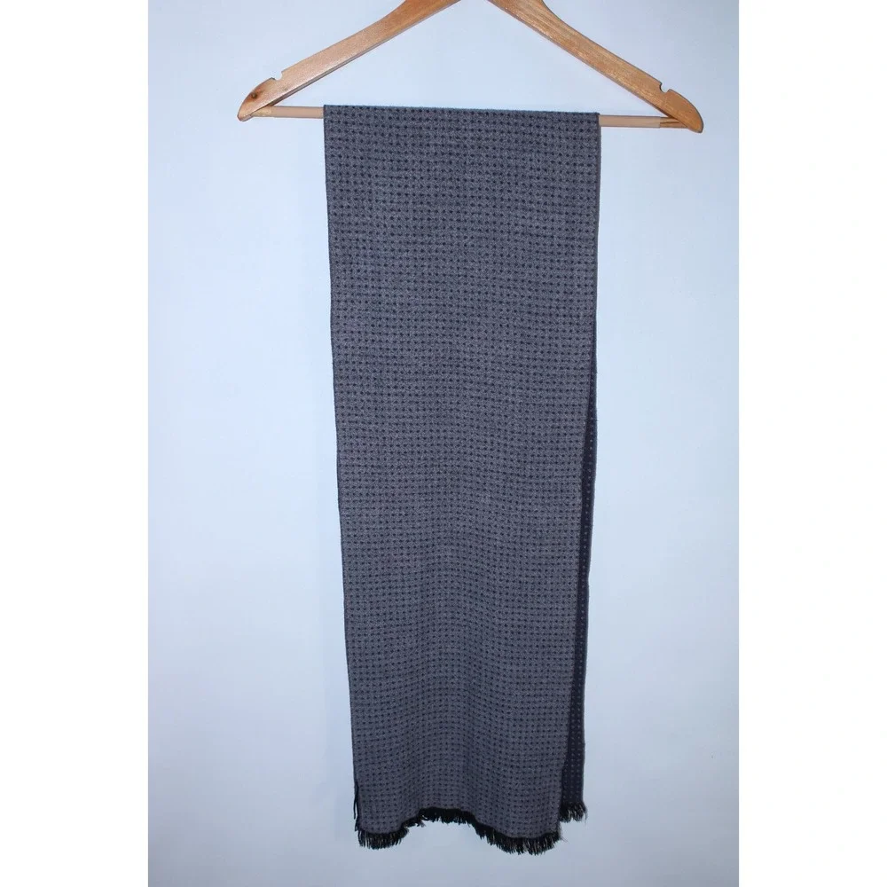 Emmanuelle Khanh Men's One Size Gray Viscose Scarf